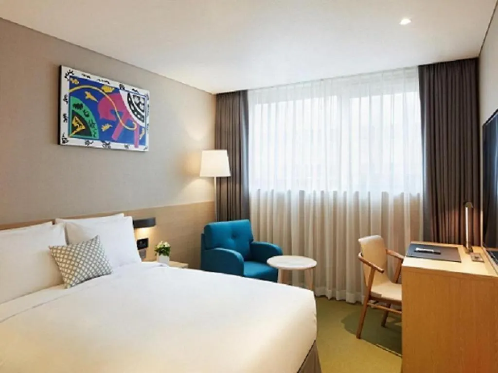Howard Johnson By Wyndham Incheon Airport 5*,