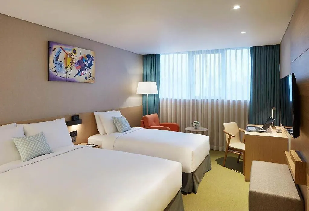 Howard Johnson By Wyndham Incheon Airport Hotel