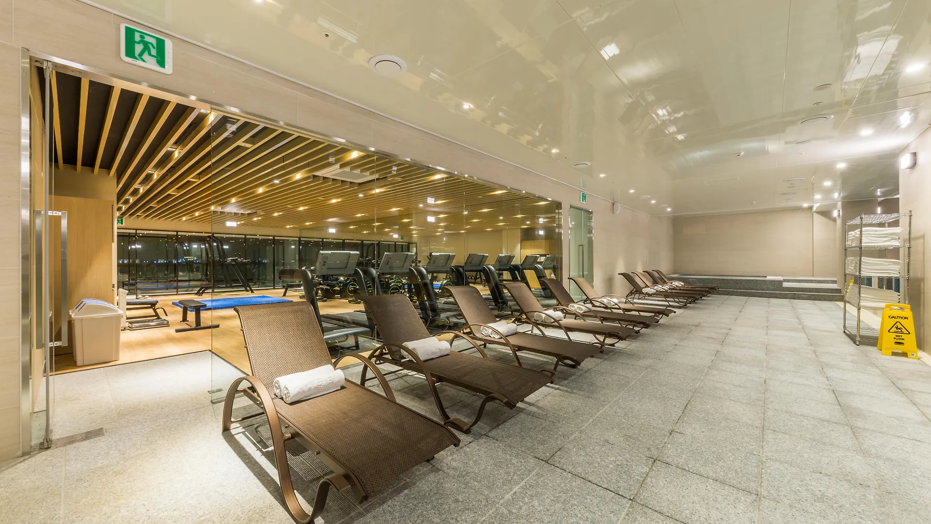 Hotel Howard Johnson By Wyndham Incheon Airport
