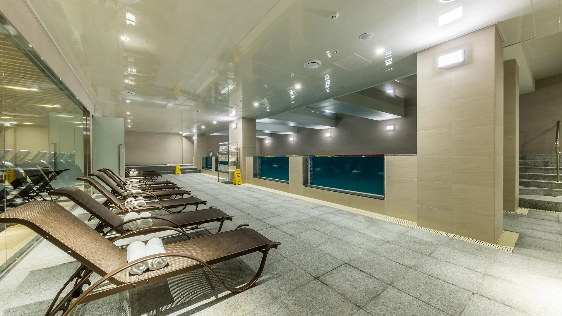 Howard Johnson By Wyndham Incheon Airport 5*,  Korsel