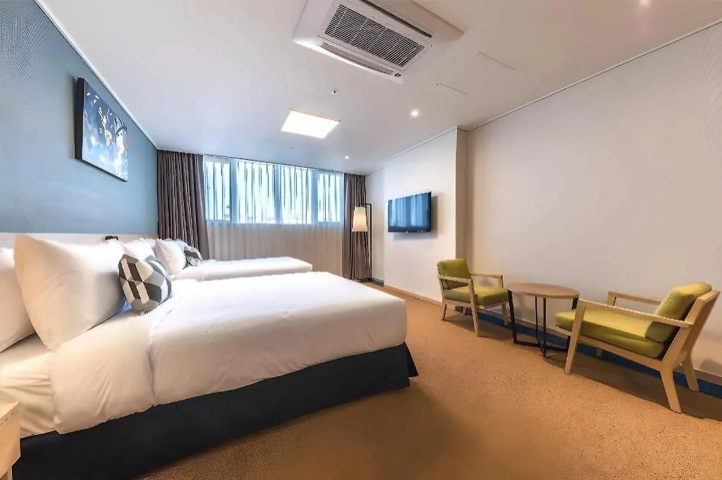 Howard Johnson By Wyndham Incheon Airport Hotel