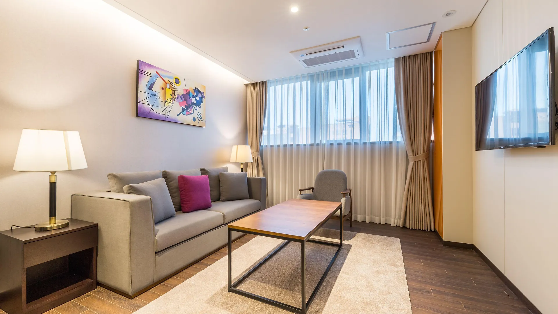 Hotel Howard Johnson By Wyndham Incheon Airport