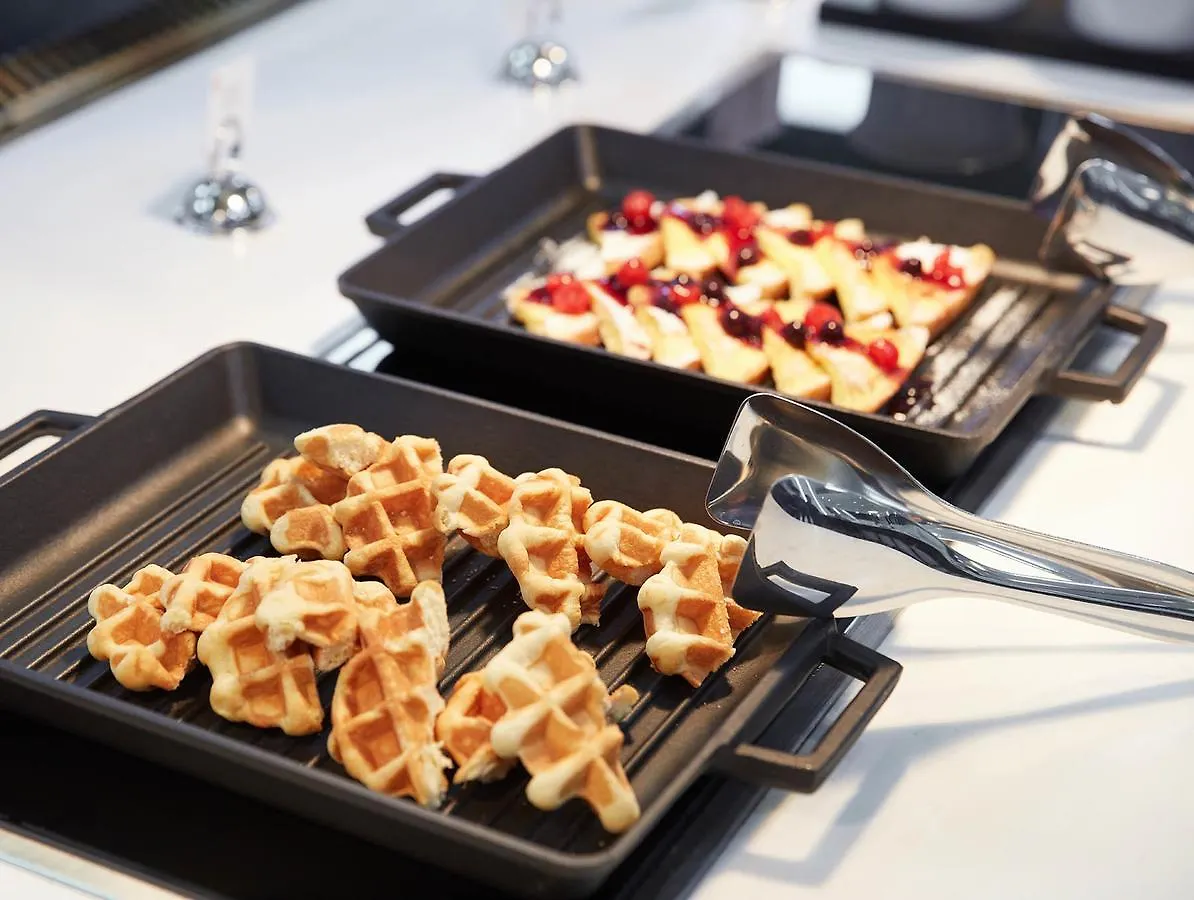 ***** Hotel Howard Johnson By Wyndham Incheon Airport Korsel