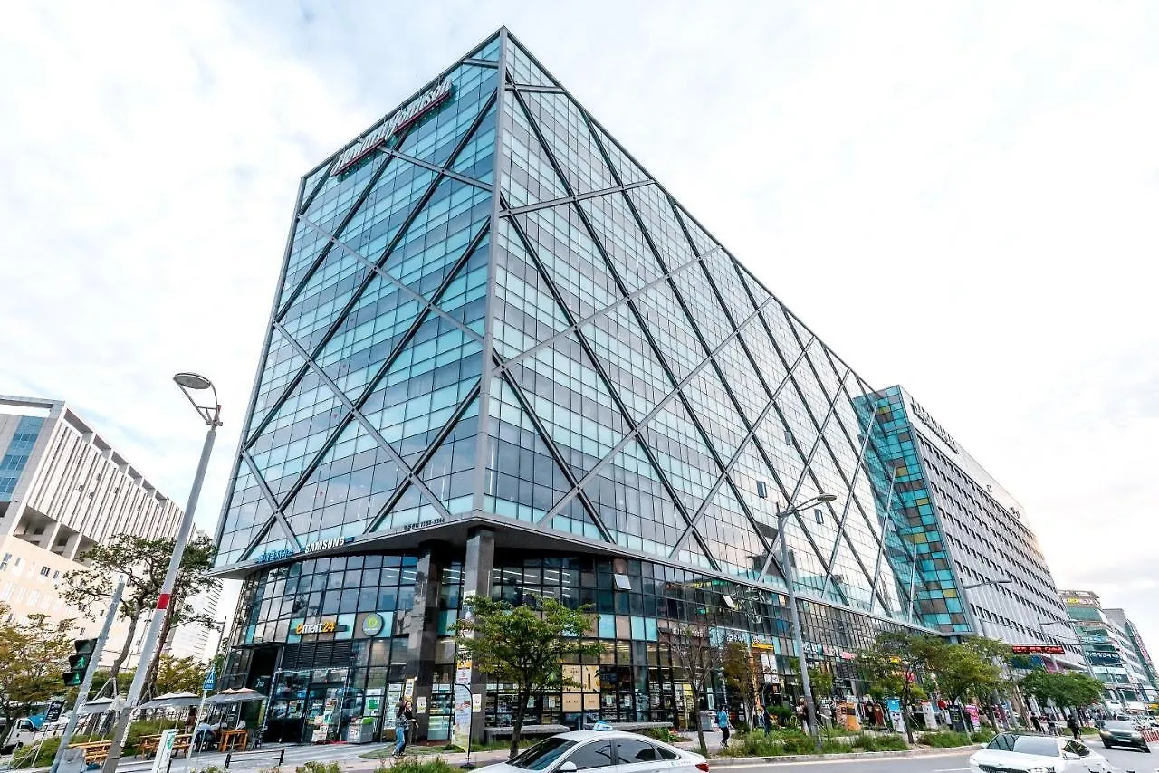 ***** Hotel Howard Johnson By Wyndham Incheon Airport South Korea