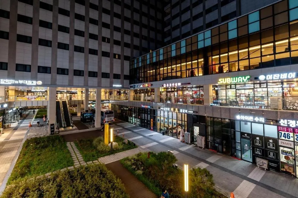 **** Hotel Howard Johnson By Wyndham Incheon Airport South Korea