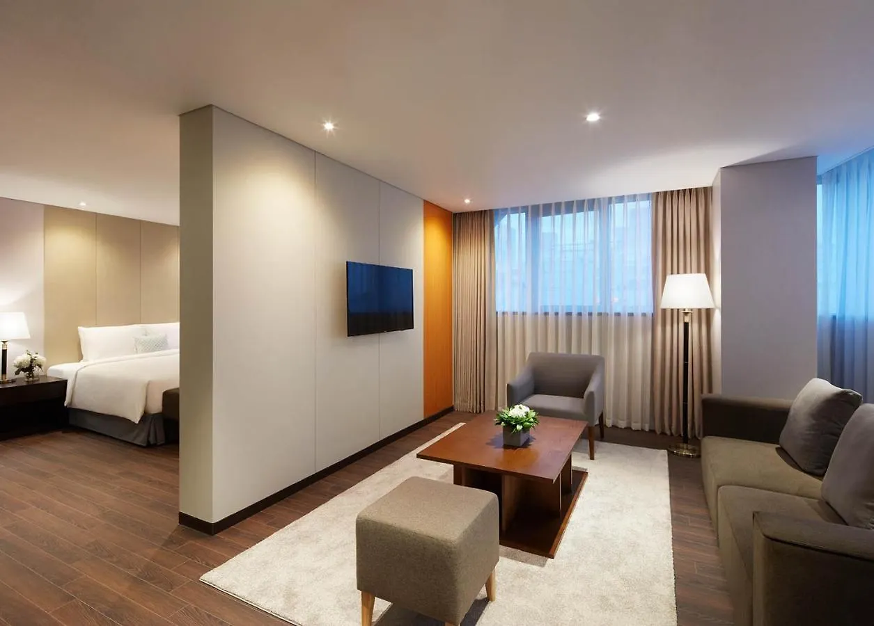 Howard Johnson By Wyndham Incheon Airport